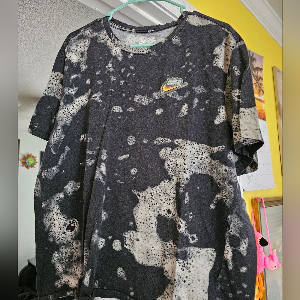 GUC 2X Nike Black and White Splatter Men's Tee
